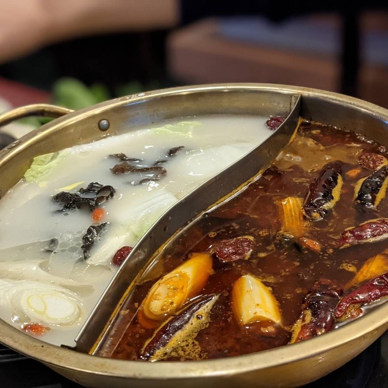 火鍋(四川料理 川香苑 （シセンリョウリ センカエン）)