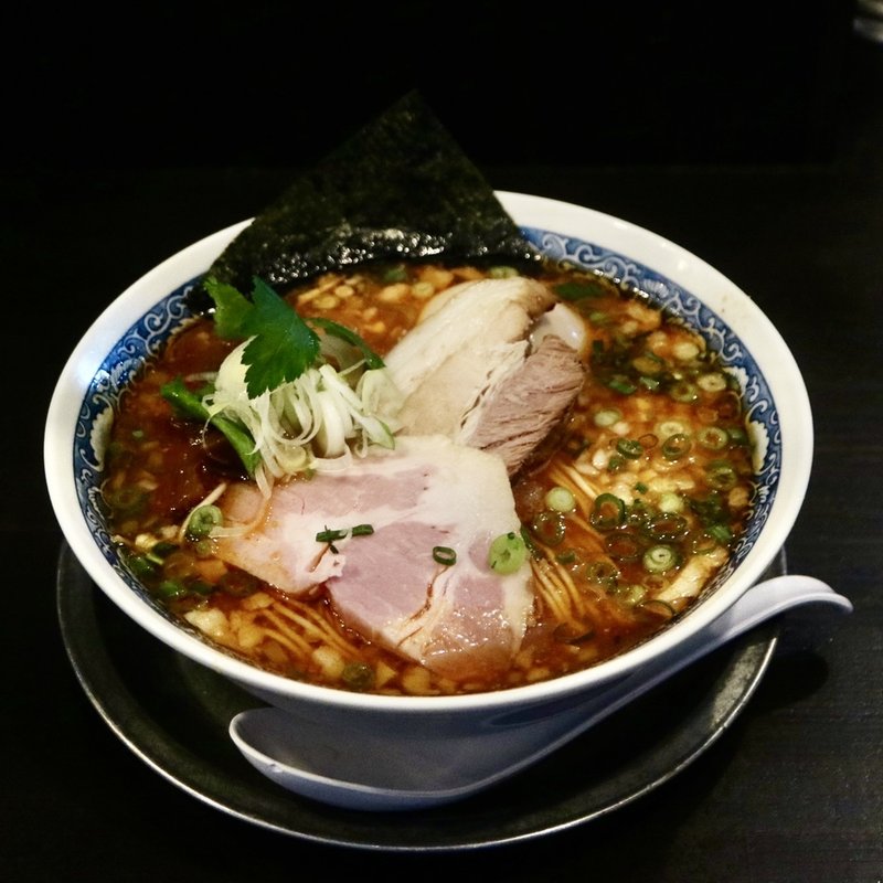 辛みそ正油ラーメン(麺奏 弥栄 （iyasaka）)