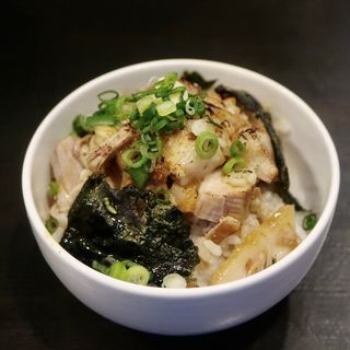 醤油肉バターライス(麺奏 弥栄 （iyasaka）)