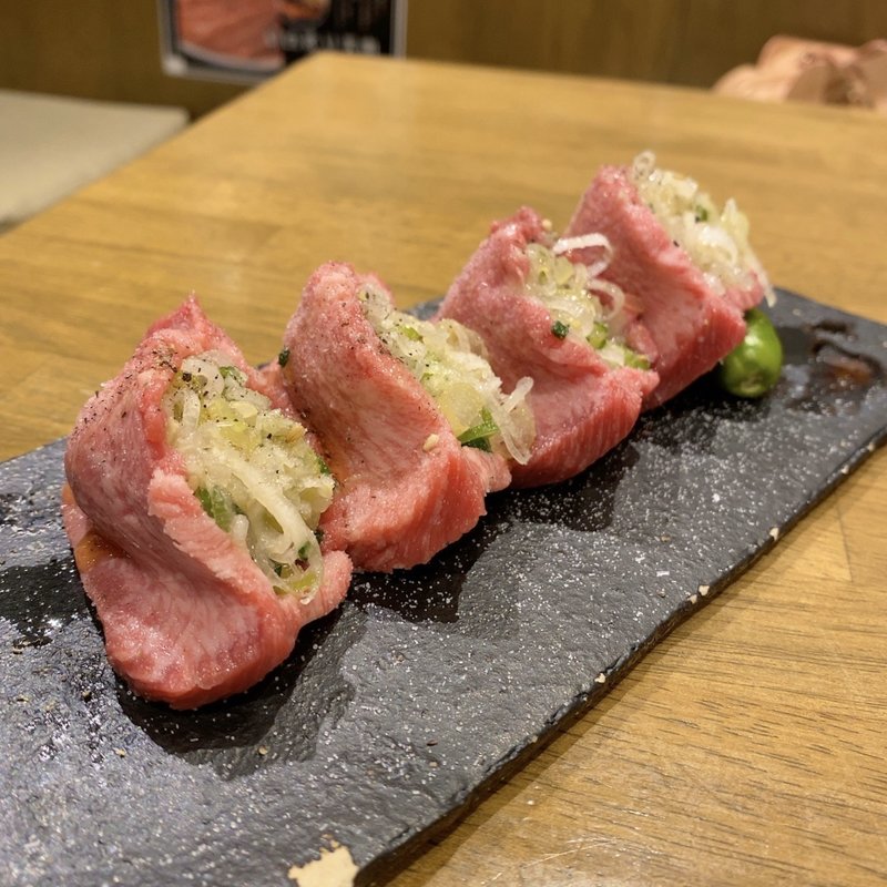 噂のネギタン塩(とんび 本店)