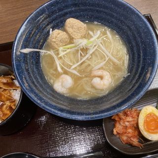 鶏白湯温麺(旬菜とお酒 あんばい )