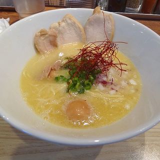 濃厚鶏白湯ラーメン(骨付鶏・鶏麺専門店 中野屋 十三店)