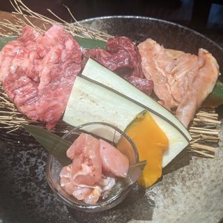 肉盛り4種(焼肉ホルモン酒場 陽真)