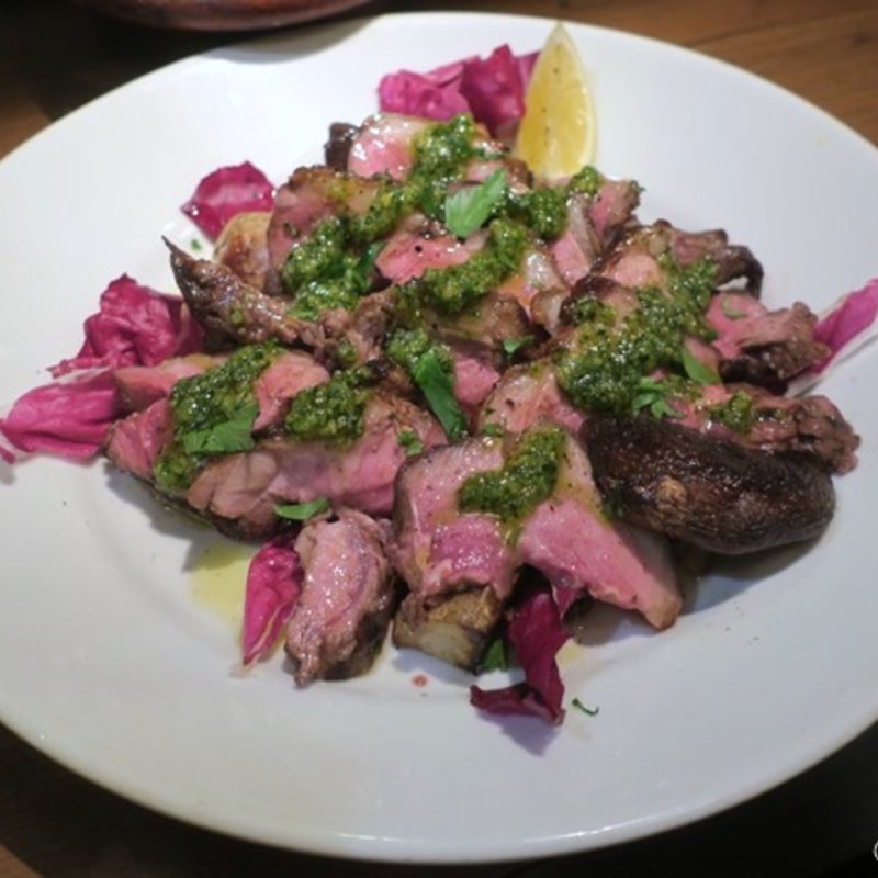 猪のグリル、ニンニク風味のサルサヴェルデ(テルミニ)