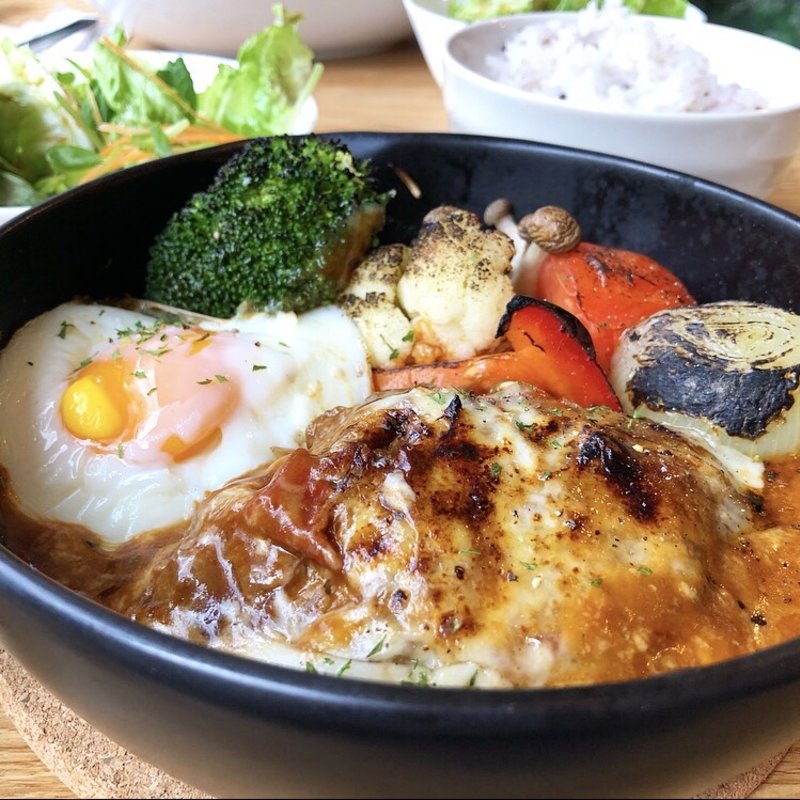 ハンバーグ(Lion kitchen)