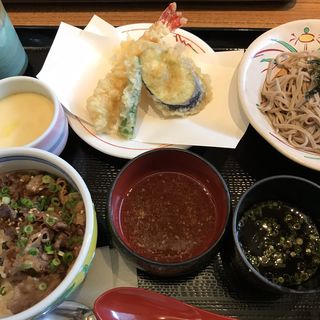 ミニ丼膳(レストラン庄屋　古賀店)