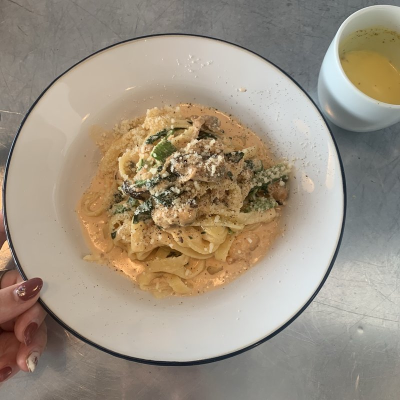 小海老とルッコラのパスタ　(HOTEL　EMANON （ホテルエマノン）)