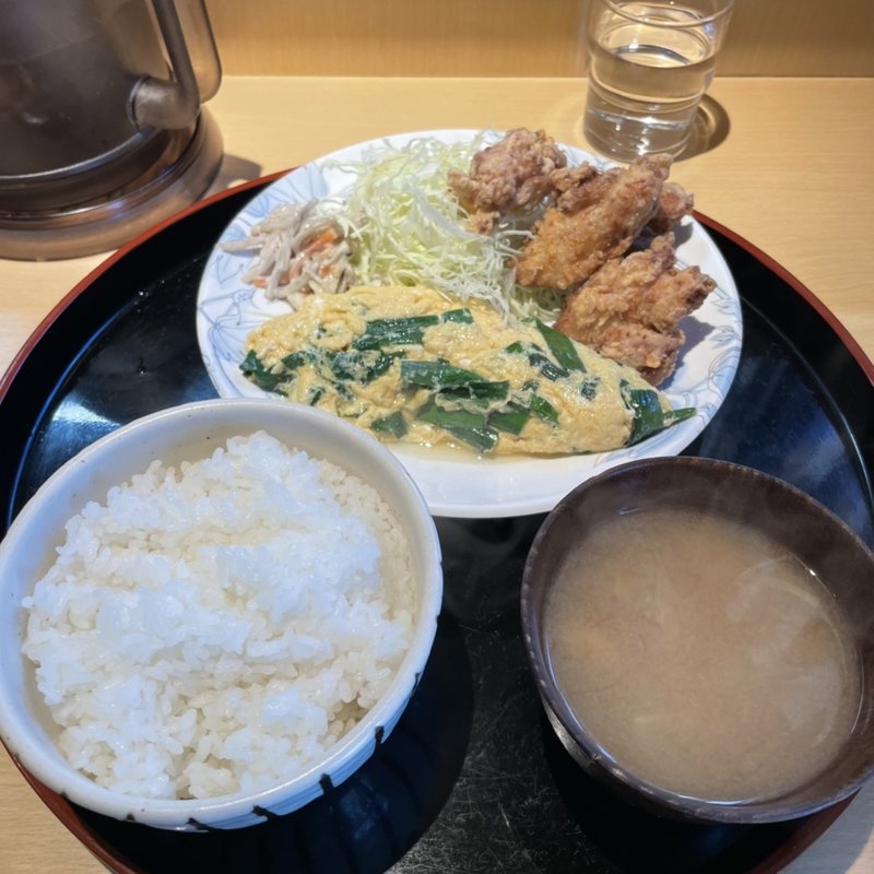 ニラ玉唐揚げ(善太郎食堂)