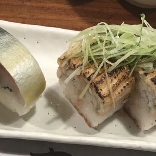 鯖寿司と穴子ずし(オサカナヤ 魚哲 中目黒店)