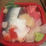 海鮮丼(笹舟丼丸 台東店)