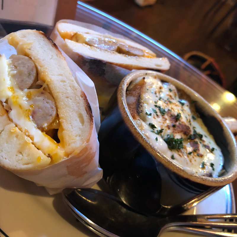 ソーセージ+egg+チーズベーグル(LP キッチン)