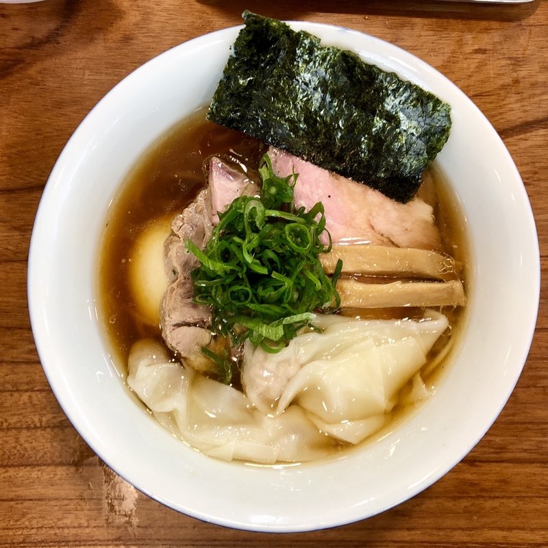 特製醤油そば(ユナイテッド ヌードル アメノオト)