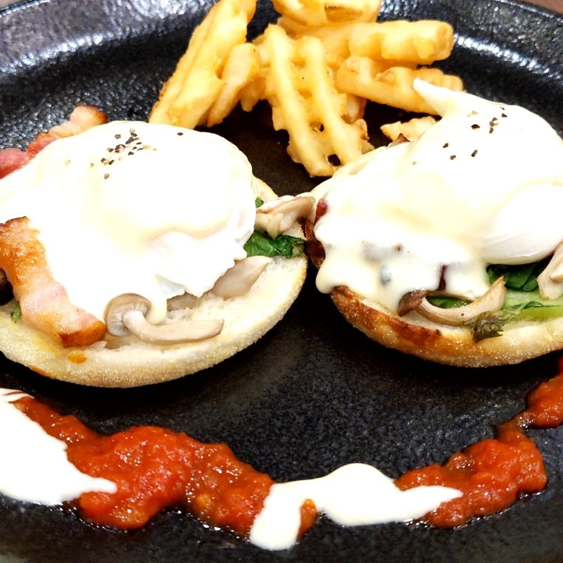 エッグベネディクト(高倉町珈琲　仙台新港店)