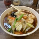 海老湯麺(餃子と中華 豆点)