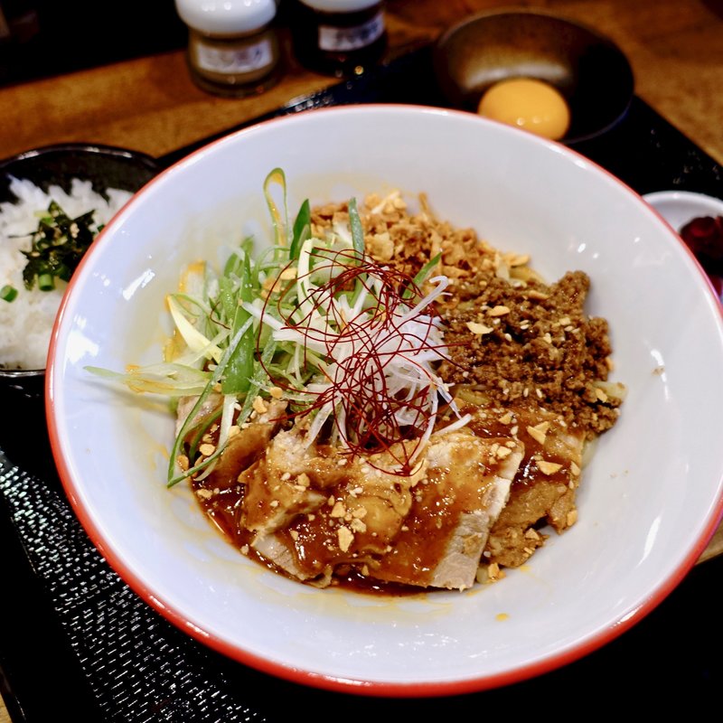 トロトロチャーシュー汁なし担担麺（ダイブ飯+玉子付き）(薩摩×串焼き ぼっけもん)
