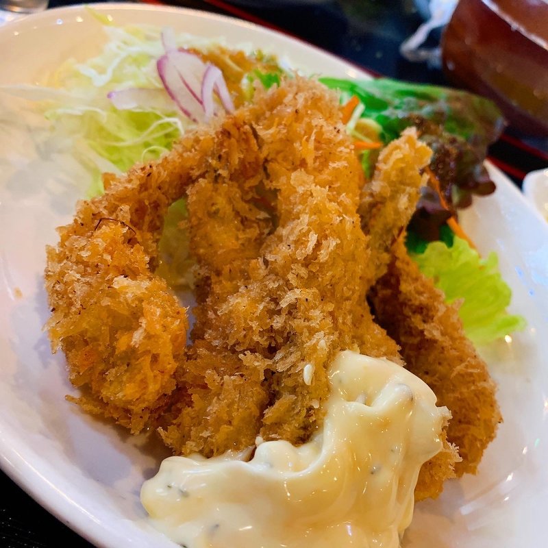 エビフライ定食(レストラン衣笠)