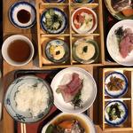 ふじ子ちゃん定食(魚屋スタンドふじ子 ルクア店)