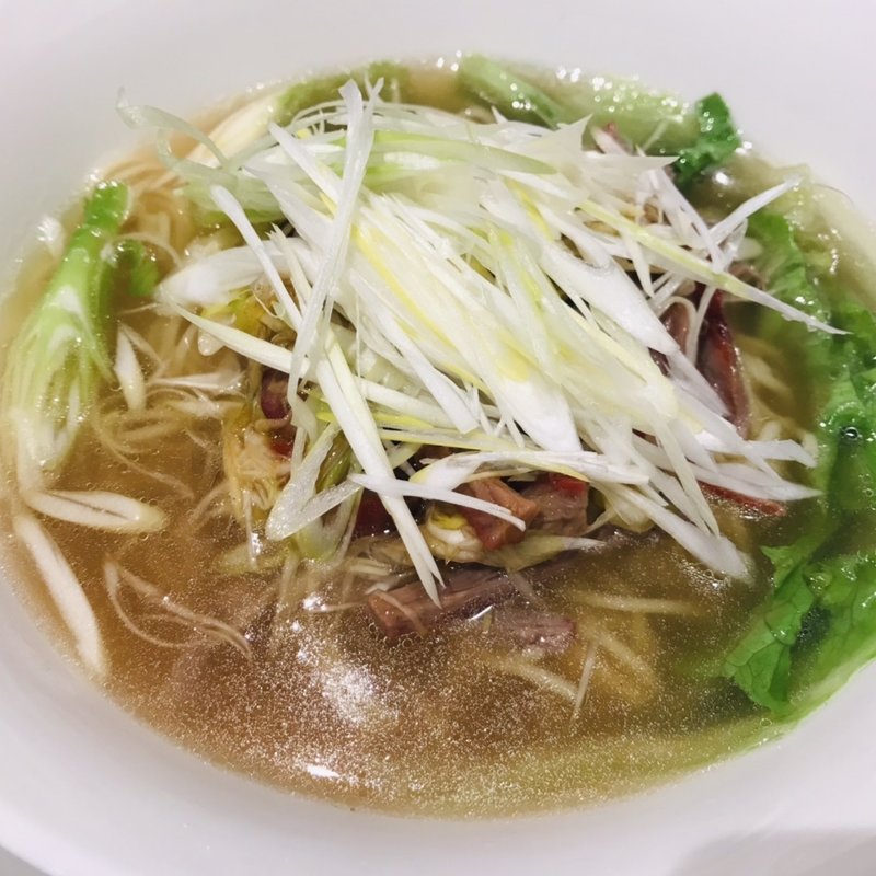 叉焼・葱入りつゆそば(ホテルオークラ札幌)