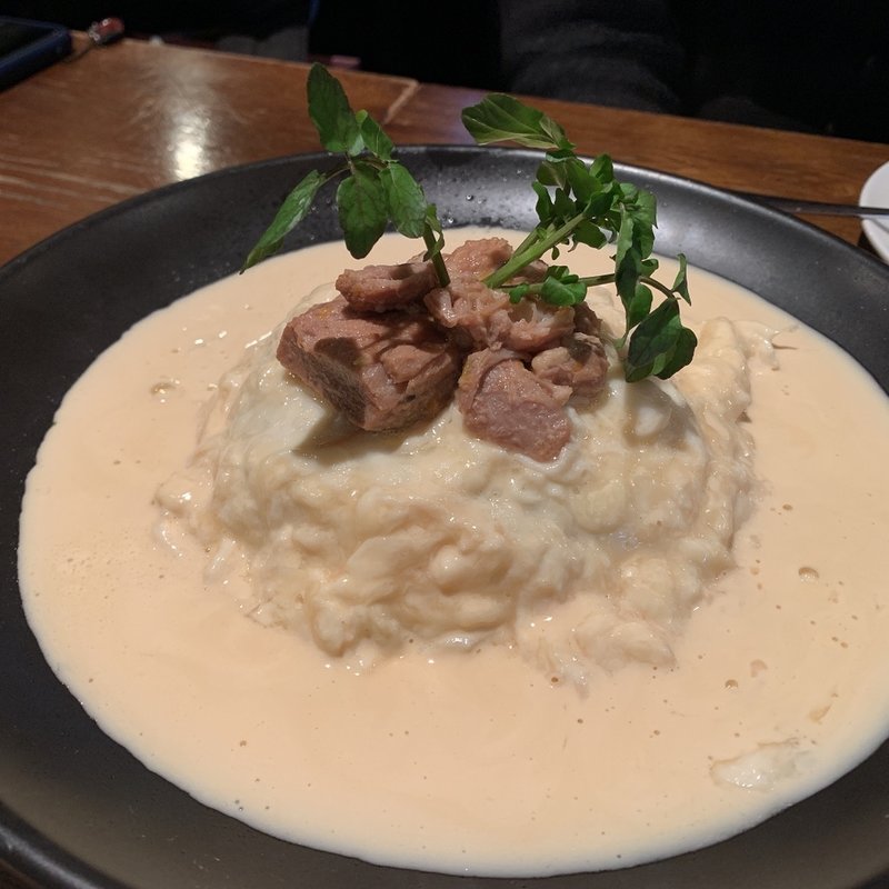 トリュフ香る"白い"オムライス(ヌリカベ （nurikabe）)