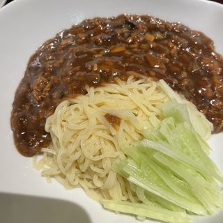 ジャージャー麺(鳳龍亭 )