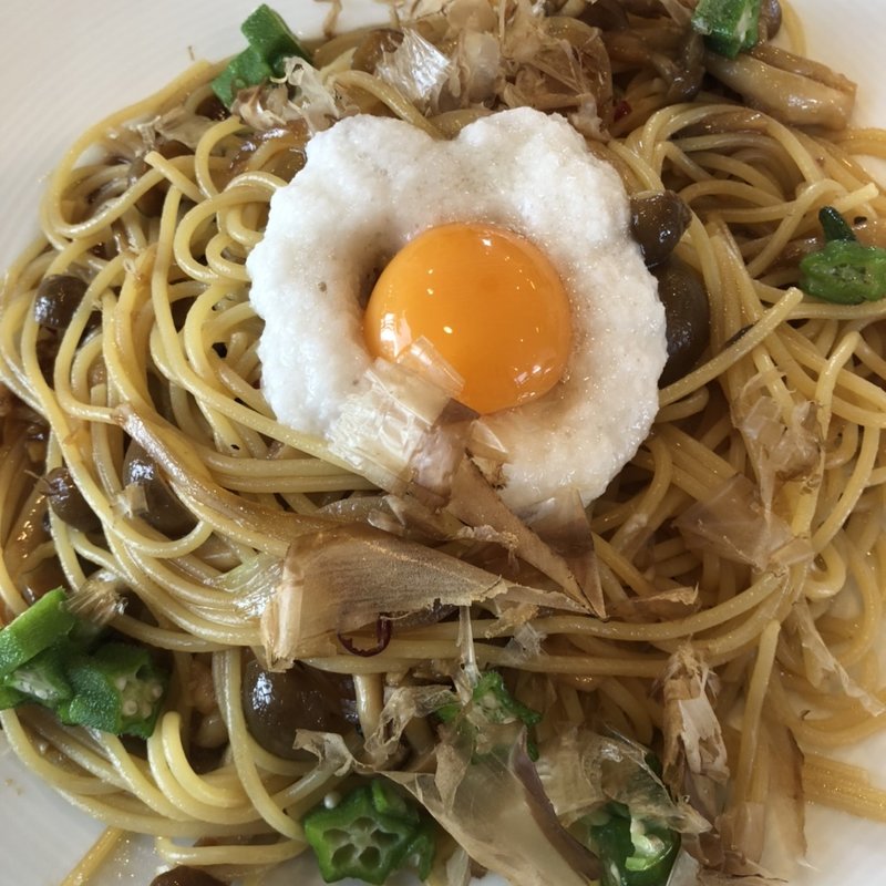 月見和風ペペロンチーノ(ラ・アマート （La amato）)