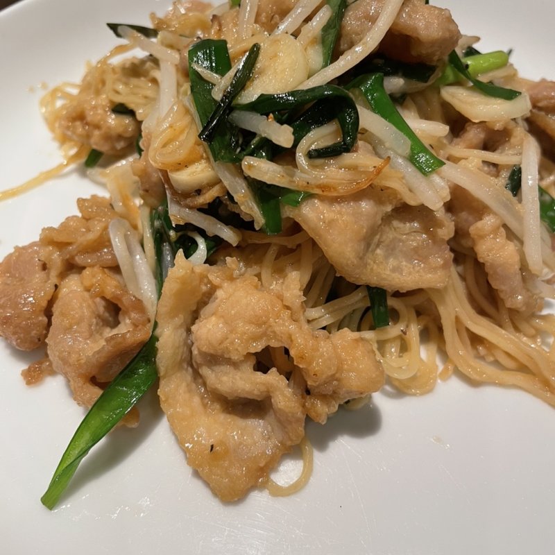 ニンニクやきそば(鳳龍亭 )