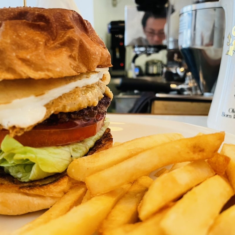 ピーナッツバターアンドエッグマンバーガー(マクレーン オールドファッション ダイナー)