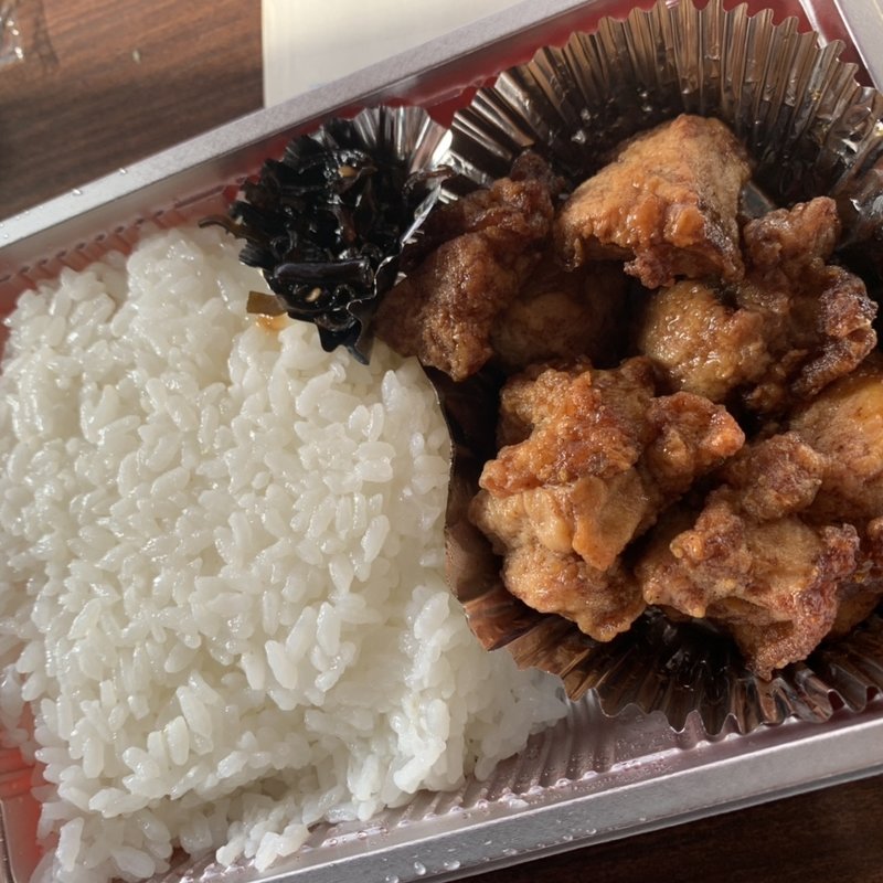 唐揚げ弁当(あらいやオートコーナー )