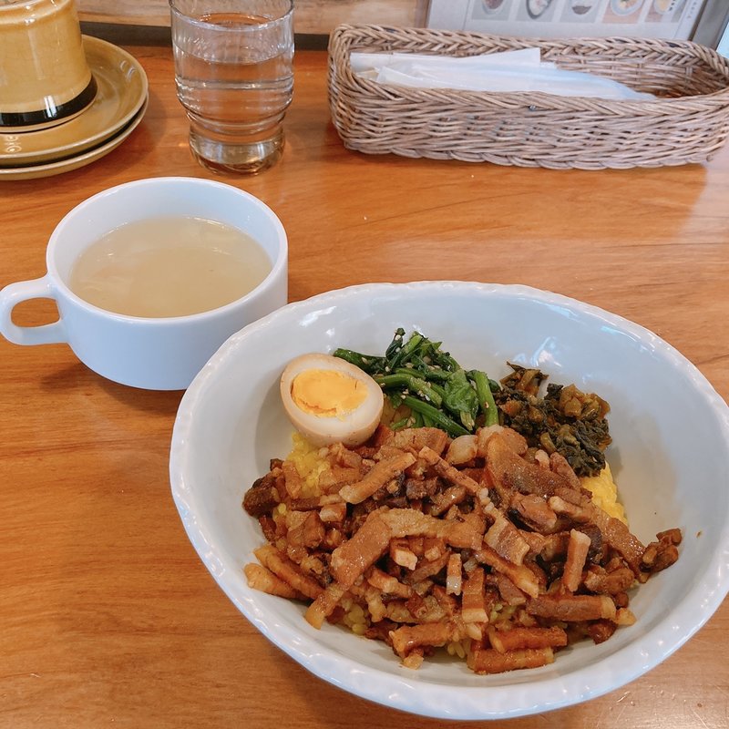 ランチメニュー　るーろーはん(アリー コーヒー)