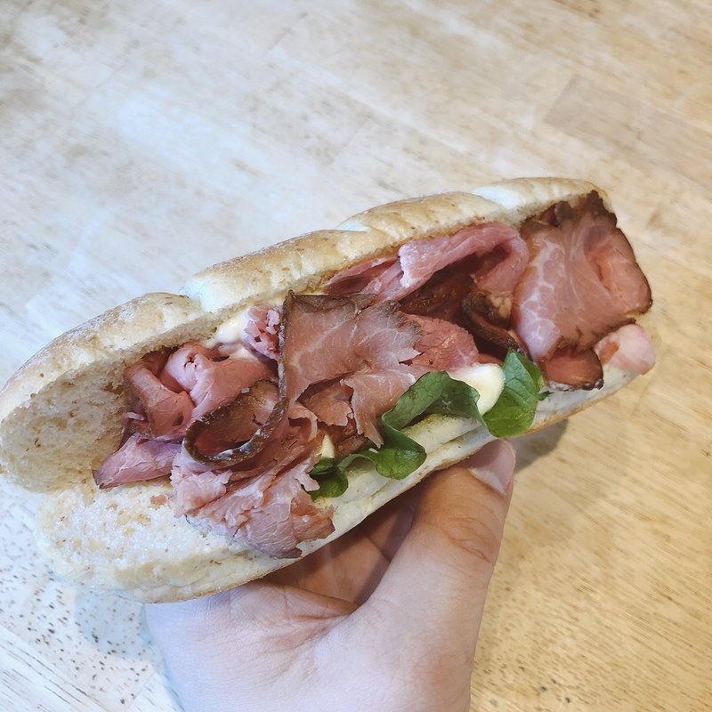 ローストビーフロール山わさびソース(セブン-イレブン 台東浅草橋3丁目店)