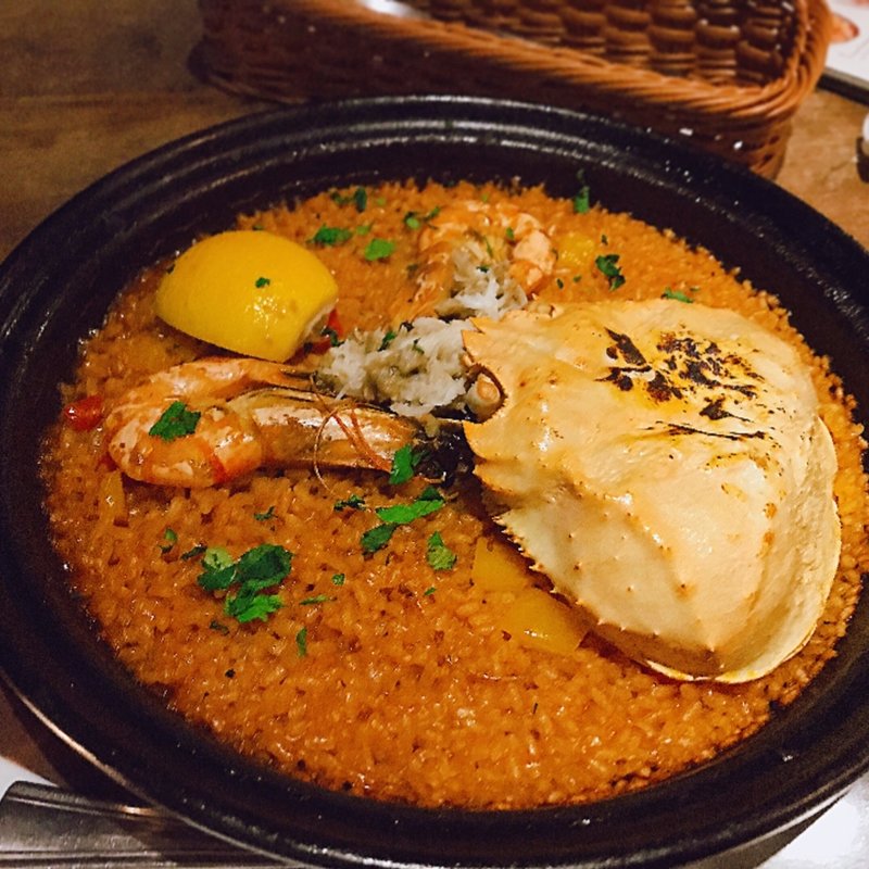 シエロイリオ特製パエリア(シエロ イリオ)