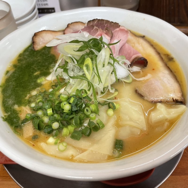 牡蠣味噌ワンタンチャーシューメン(栃木中華そば 神志)