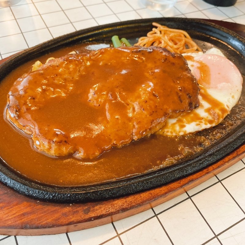 ハンバーグ定食(馬梨邑 )