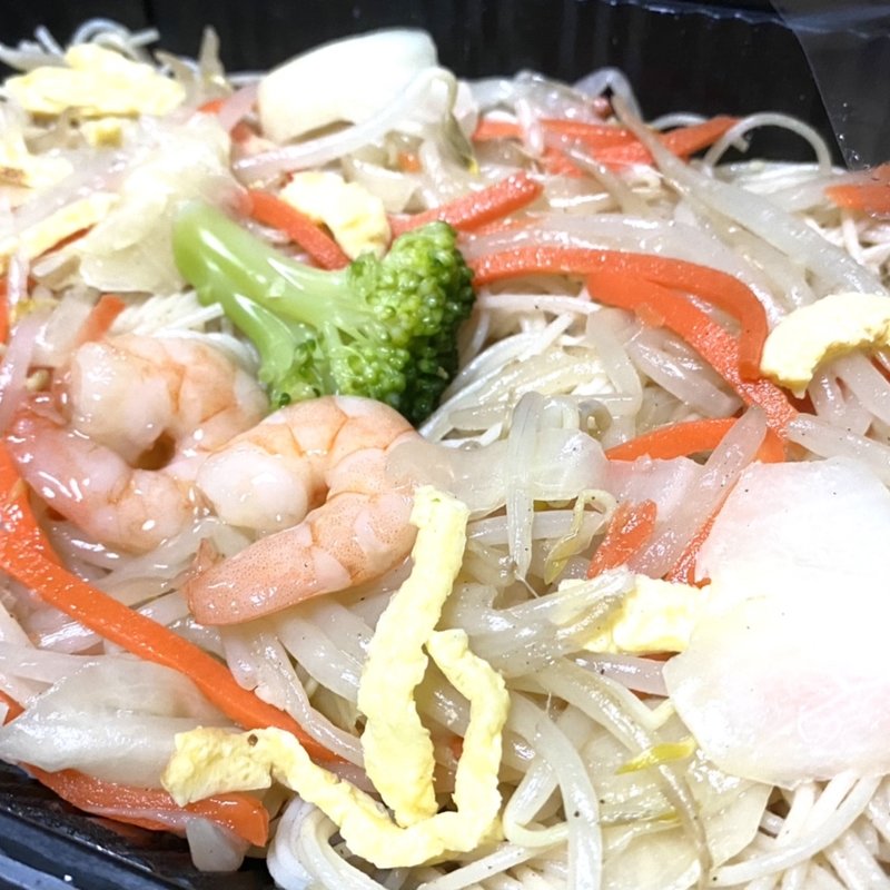 野菜たっぷり！えび玉ビーフン(セイコーマート 山鼻9条店)