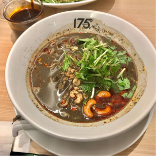(175°deno)