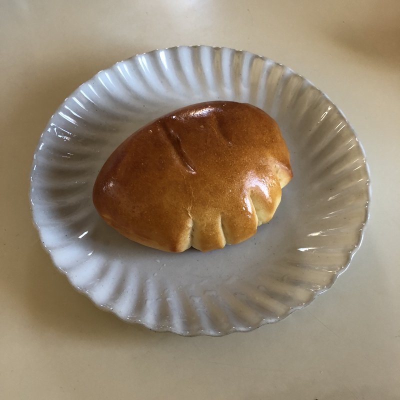 クリームパン(ロータスバゲット 中目黒ロータス （Lotus baquette）)