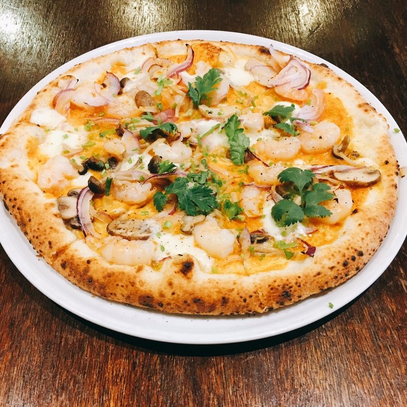 海老とキノコのトムヤムソース(PIZZA365)