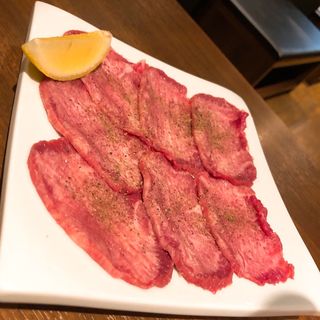 タン(ひゃら )