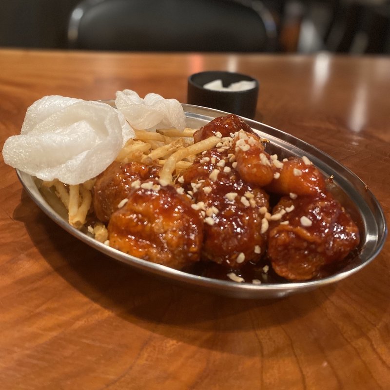 ヤンニョムチキン(コリアンバル ブルタネ)