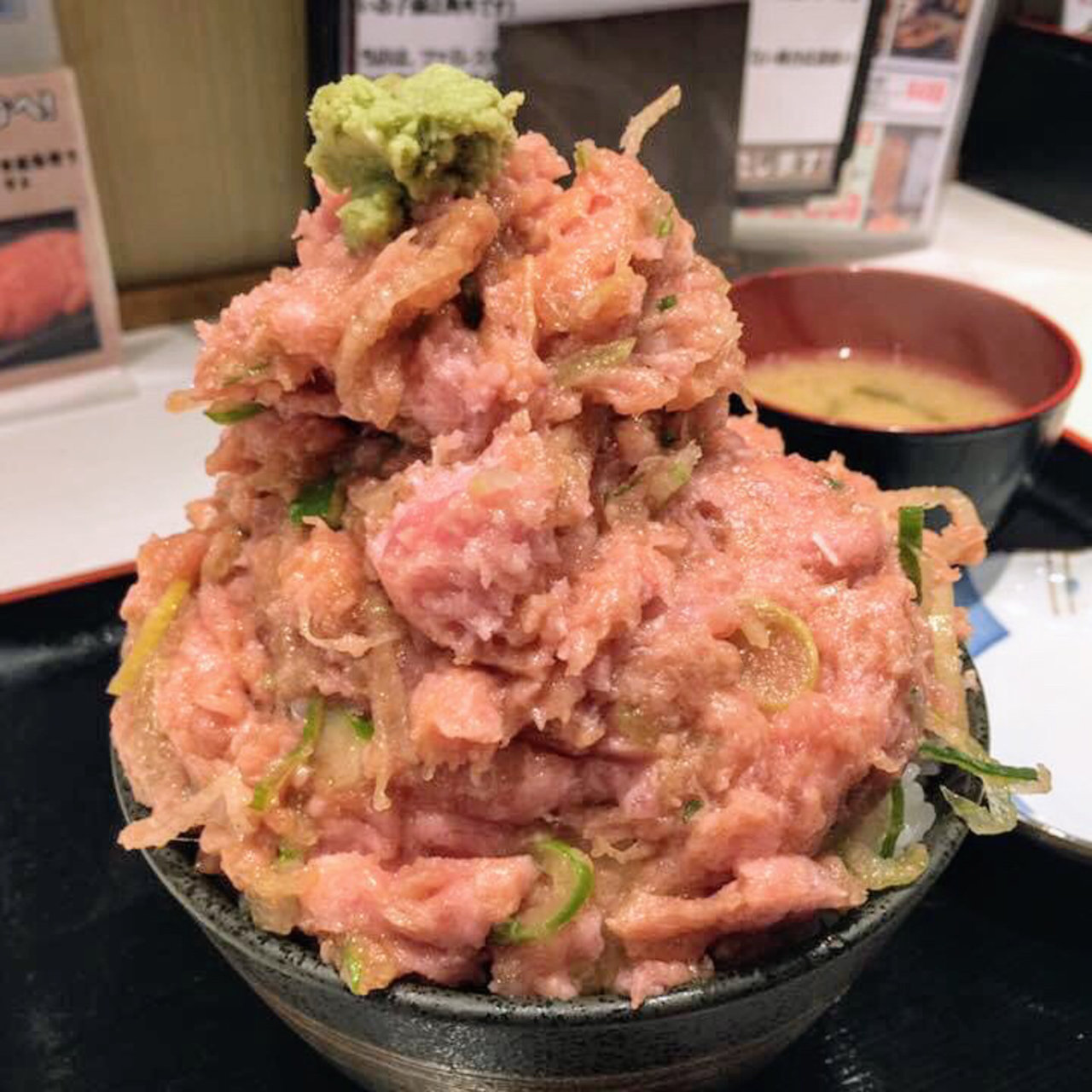 横浜市中区で食べられる海鮮丼ランキング Sarah サラ