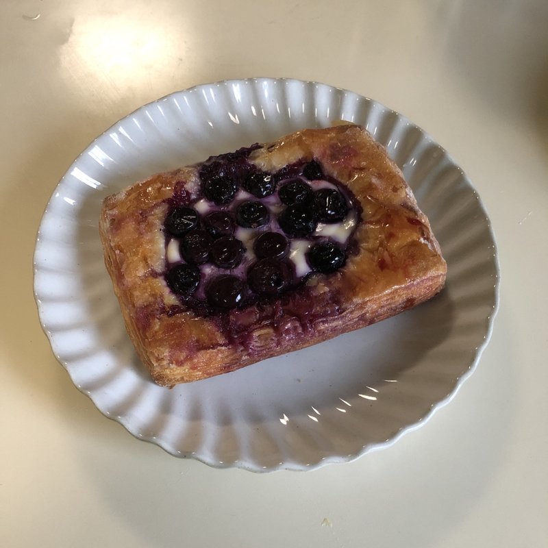 ブルーベリーデニュッシュ(ロータスバゲット 中目黒ロータス （Lotus baquette）)