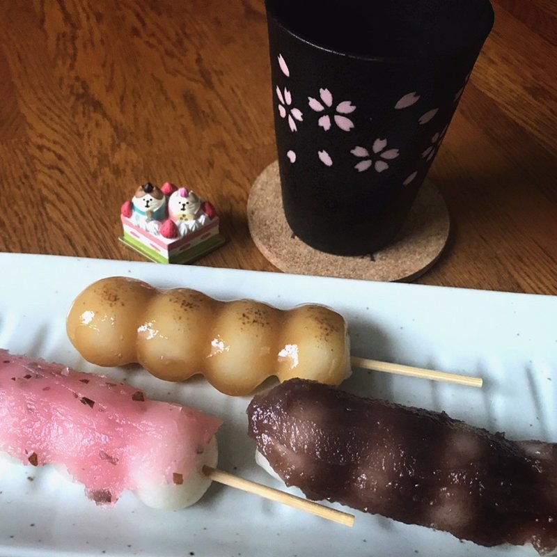 串団子(千秋庵総本家 ハコビバ店)