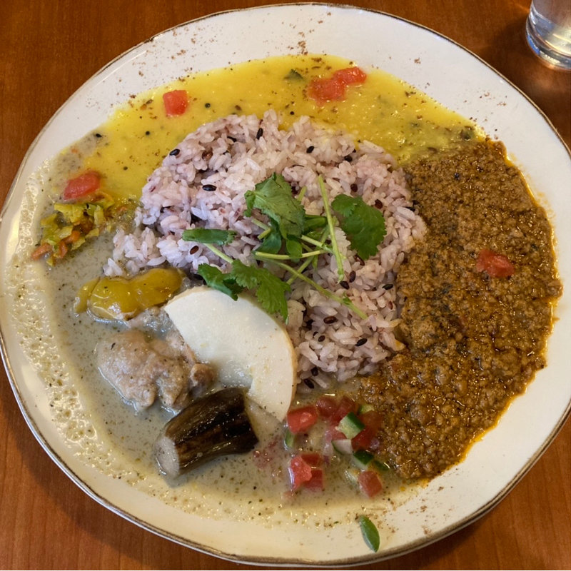 あいがけ2種盛り(スパイスカレーまるせ )