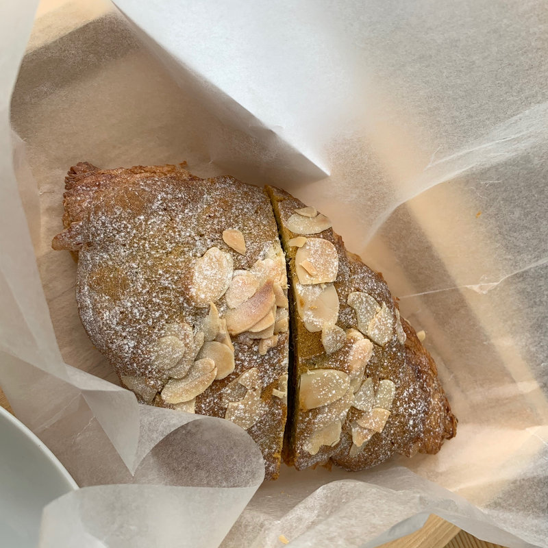 コルネッティ コペルト ピスタチオ(STARBUCKS RESERVE®️ROASTERY TOKYO)