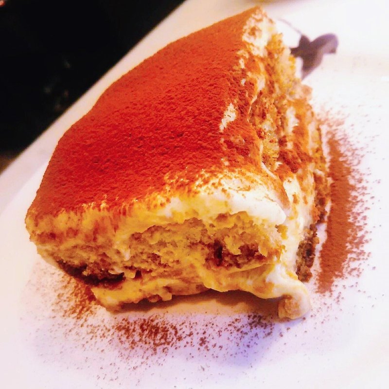 ティラミス(ラ・ピッコラ・ターヴォラ)