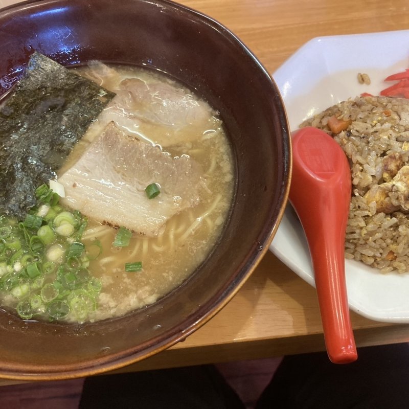 ラーメン焼きめしセット(風神らーめん)