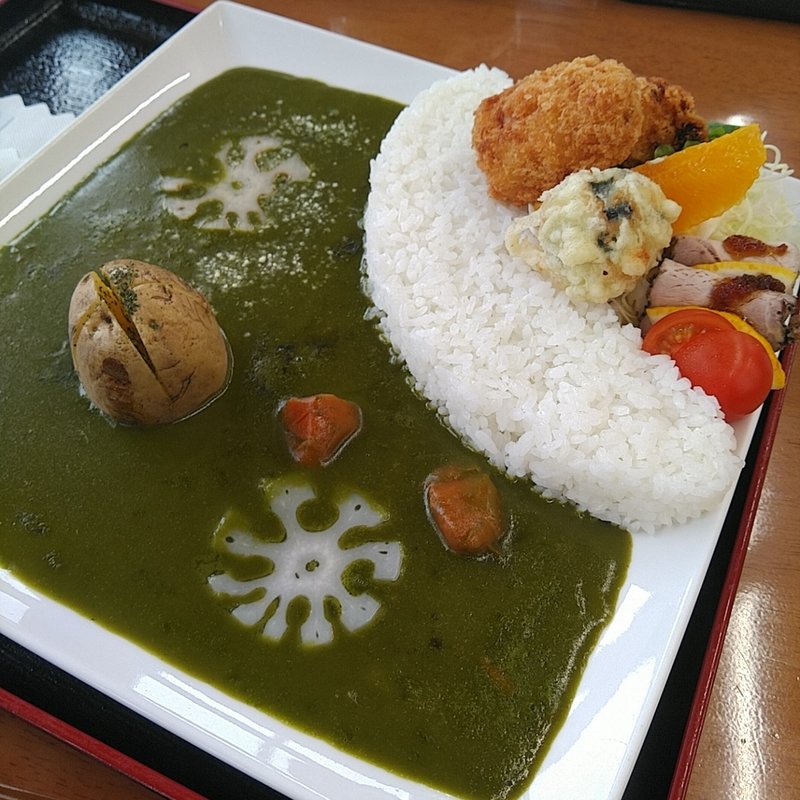 湯田ダムカレー(冬バージョン)(道の駅 錦秋湖 （ミチノエキ キンシュウコ）)