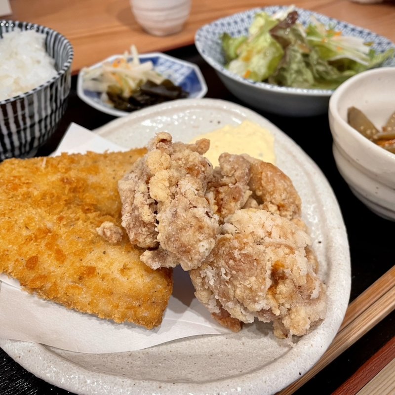 あじから定食(ふかや)