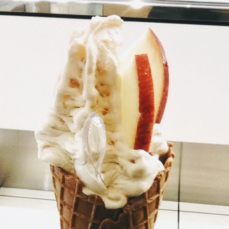 りんごソフトクリーム(ウォーターメロン )