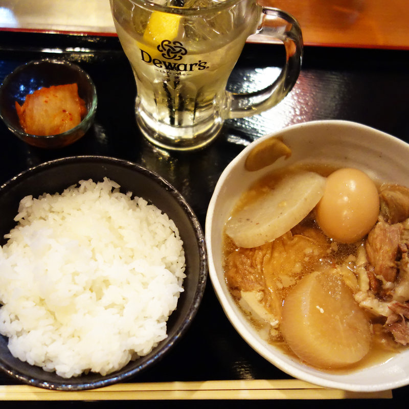 牛すじおでん定食(天神ホルモン 今泉店)